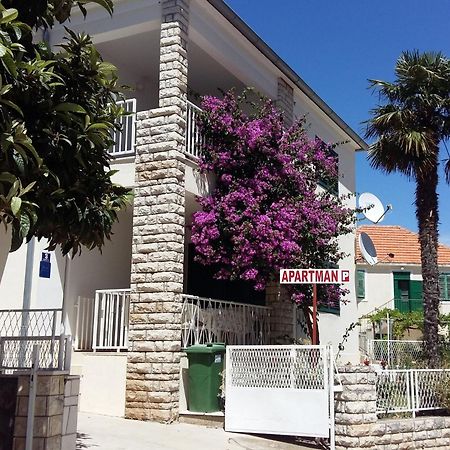 Apartments Mateo - 60M From Sea Primosten Exterior photo